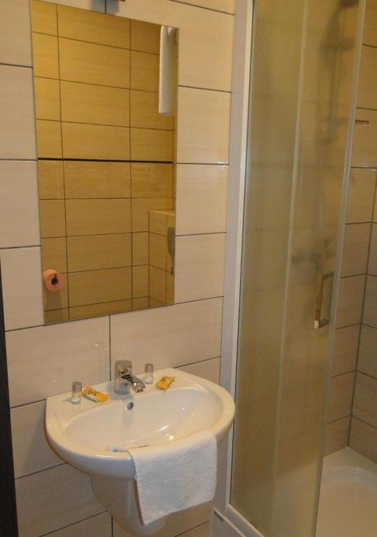 Hotel Cynamon Tokarnia  Habitación foto